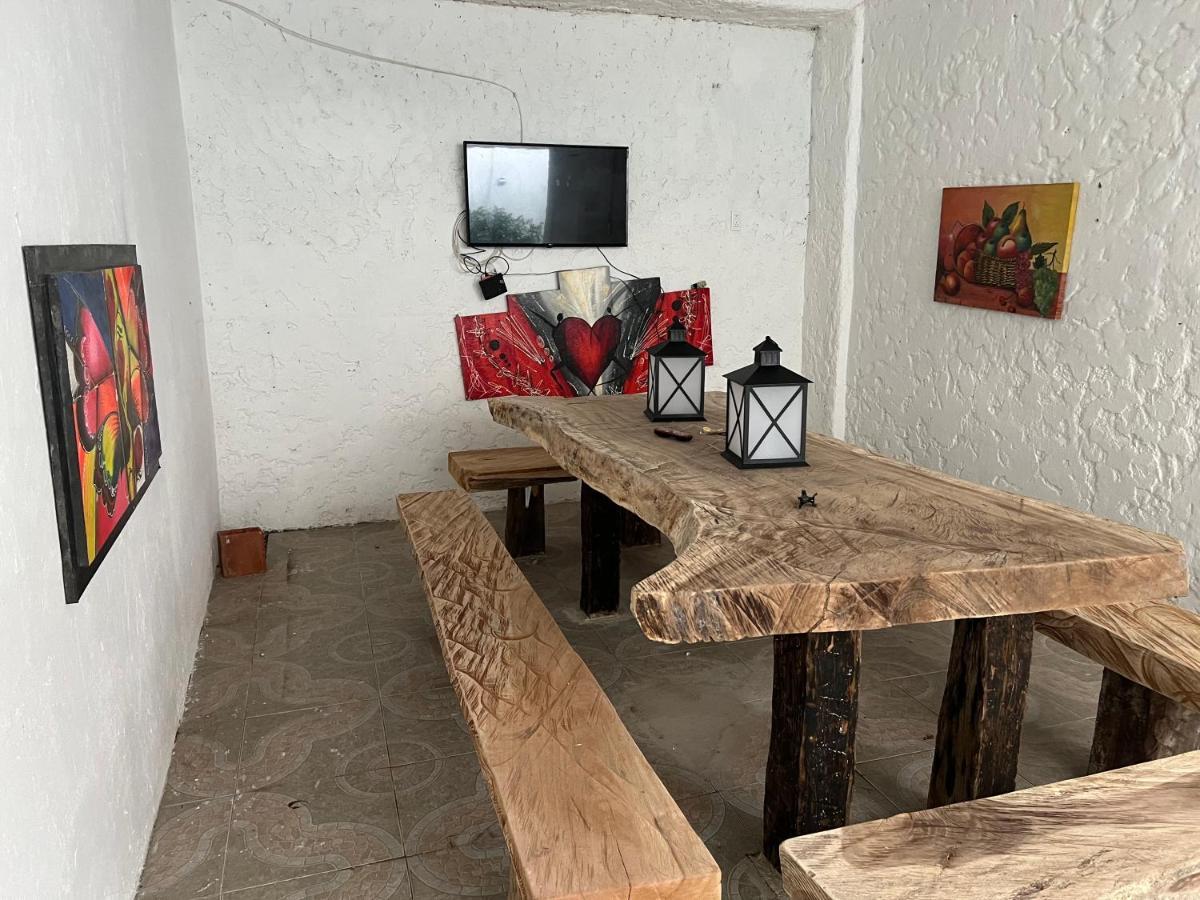 Hostel Casa Torices Real 12